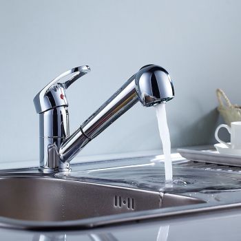 Single Handle One Hole Kitchen faucet Chrome Pull-out Centerset Kitchen Taps Solid Brass Commercial Sprayer Kitchen Sink Faucets with Cold and Hot Water Pull Down Kitchen Faucets