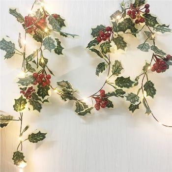 2M 20LEDs Red Berry Decorating String Lights Garland Handmade LED Ivy Leaf Copper Lights for Holiday Tree Home Decoration Lighting(without Battery)