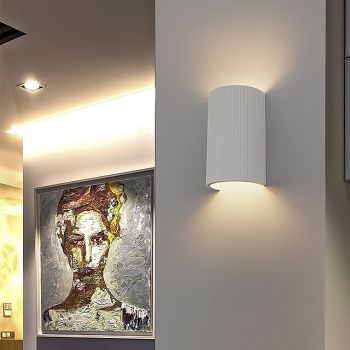 Wall Light Simple LED Wall Sconce with Bulb Modern Resin Indoor Wall Lighting Up Down Spotlight Bedside Decor Lamp 110-240V 5W