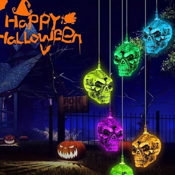 Skull Head Solar Wind Chime Halloween Decoration Lights 6 LED String Lights Outdoor Decorations Hanging Garden Lights Color Changing Decor LED Wind Chimes, Theme Parties Haunted Party Garden Yard Outdoor Bar Hallowmas Decorations