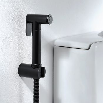 Brass Single Hole Bidet Painted Finishes Black Toilet Handheld Bidet Sprayer Self-Cleaning Contemporary Clean Spray Gun Hygienic Wash