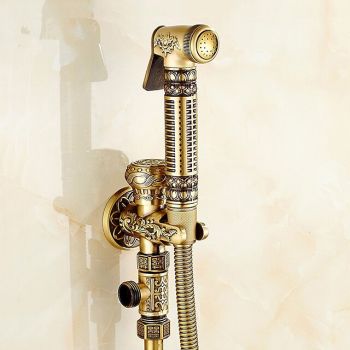 Bidet Faucet Antique Copper Toilet Handheld Bidet Sprayer Self-Cleaning Antique Clean Spray Gun Hygienic Wash