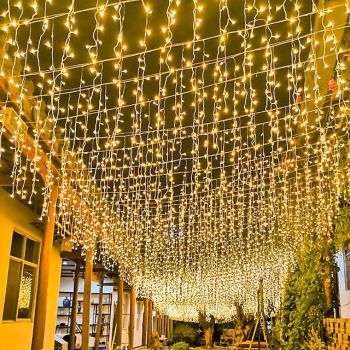 Icicle Dripping Curtain String Fairy Lights 4M - 120 LED Christmas Outdoor Window Decorations for Fairy Xmas Garden & Party Decor