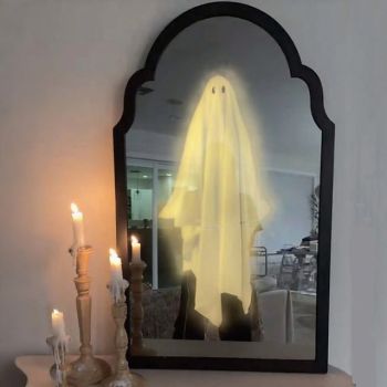 1 Pc Halloween New Unique Holographic Luminous Mirror Light Indoor Restaurant Wall Party Festival Witch Ghost Clown Ghost Bride Atmosphere Decoration Light Usb Power Supply 50 * 28CM/30 * 22.5CM