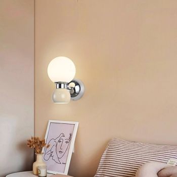 Nordic Wall Lamp White Globe Glass Lampshade Metal Wall Sconce Modern Wall-Mounted Lamps Indoor Wall Wash Lights for Living Room Bedroom Bedside Cafe Restaurant Lighting