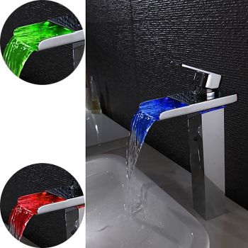 Bathroom Sink Faucet - Waterfall Chrome Centerset Single Handle One HoleBath Taps / BrassSmart Faucet