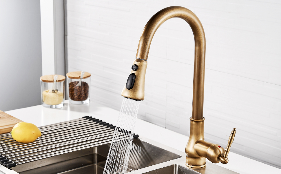 Pull-out kitchen faucet