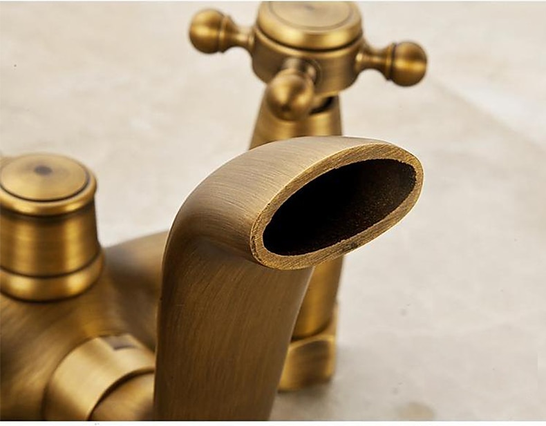 Traditional Shower System Faucet Set with Bathtub Spout with Heldhand Handshower Spray Vintage Brass Dual Spout Wall Mounted Ceramic Mixer Valve 2025 - CAD $151.97 –P5