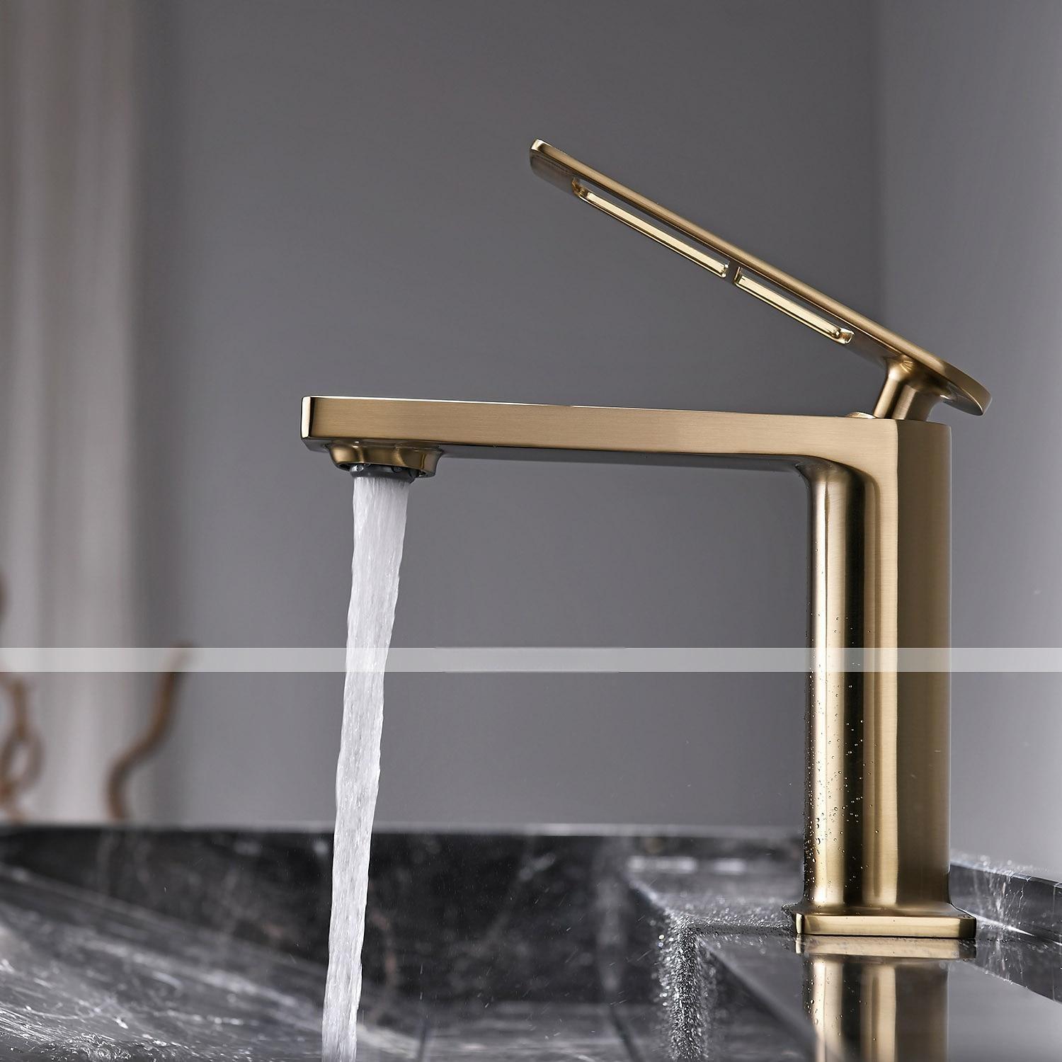 Single Handle Bathroom Faucet, Painted Finishes/Electroplated/Chrome One Hole Centerset, Brass Bathroom Sink Faucet with Hollow Handle 2025 - CAD $143.99 –P9