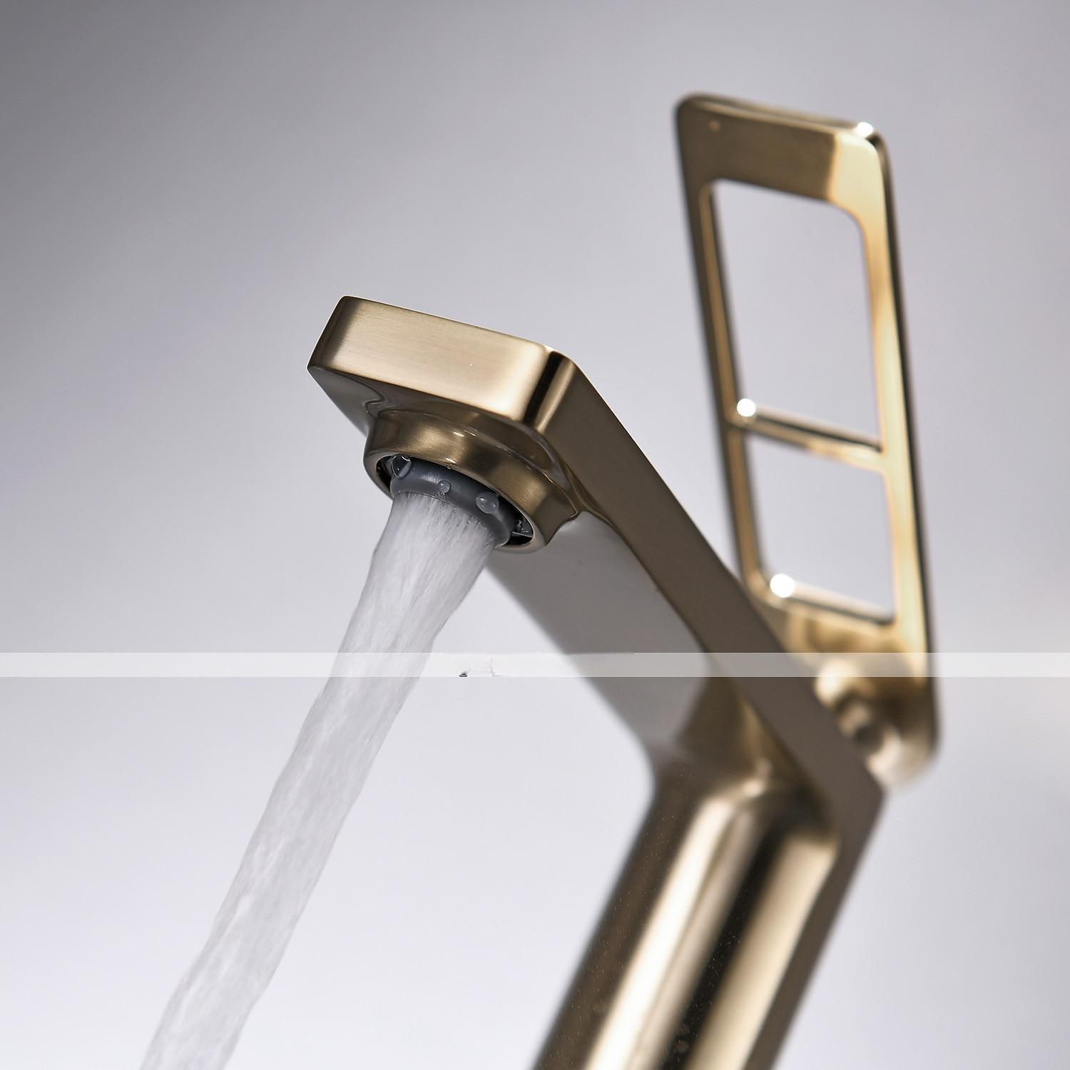 Single Handle Bathroom Faucet, Painted Finishes/Electroplated/Chrome One Hole Centerset, Brass Bathroom Sink Faucet with Hollow Handle 2025 - CAD $143.99 –P11