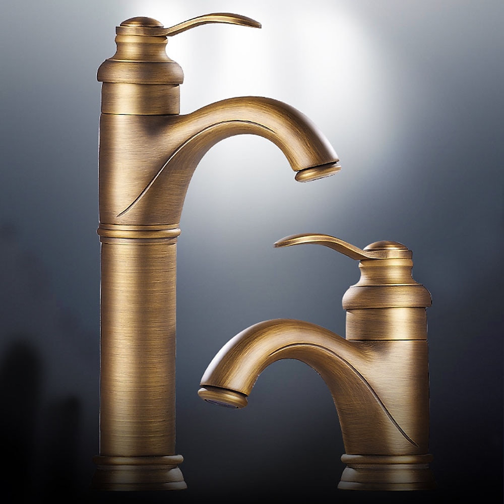 Single Handle Bathroom Faucet,Brass One Hole Waterfall/Centerset, Brass Traditional Bathroom Sink Faucet Contain with Cold and Hot Water 2025 - CAD $79.99 –P1