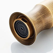 Brass bubbler