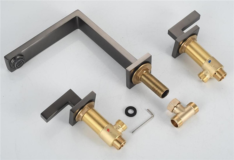 Widespread Bathroom Sink Mixer Faucet 360 Swivel Brass 3 Hole 2 Handle Basin Tap Deck Mounted Washroom Basin Vessel Water Tap with Hot and Cold Hose Black Chrome Golden White Grey 2025 - CAD $164.78 –P4