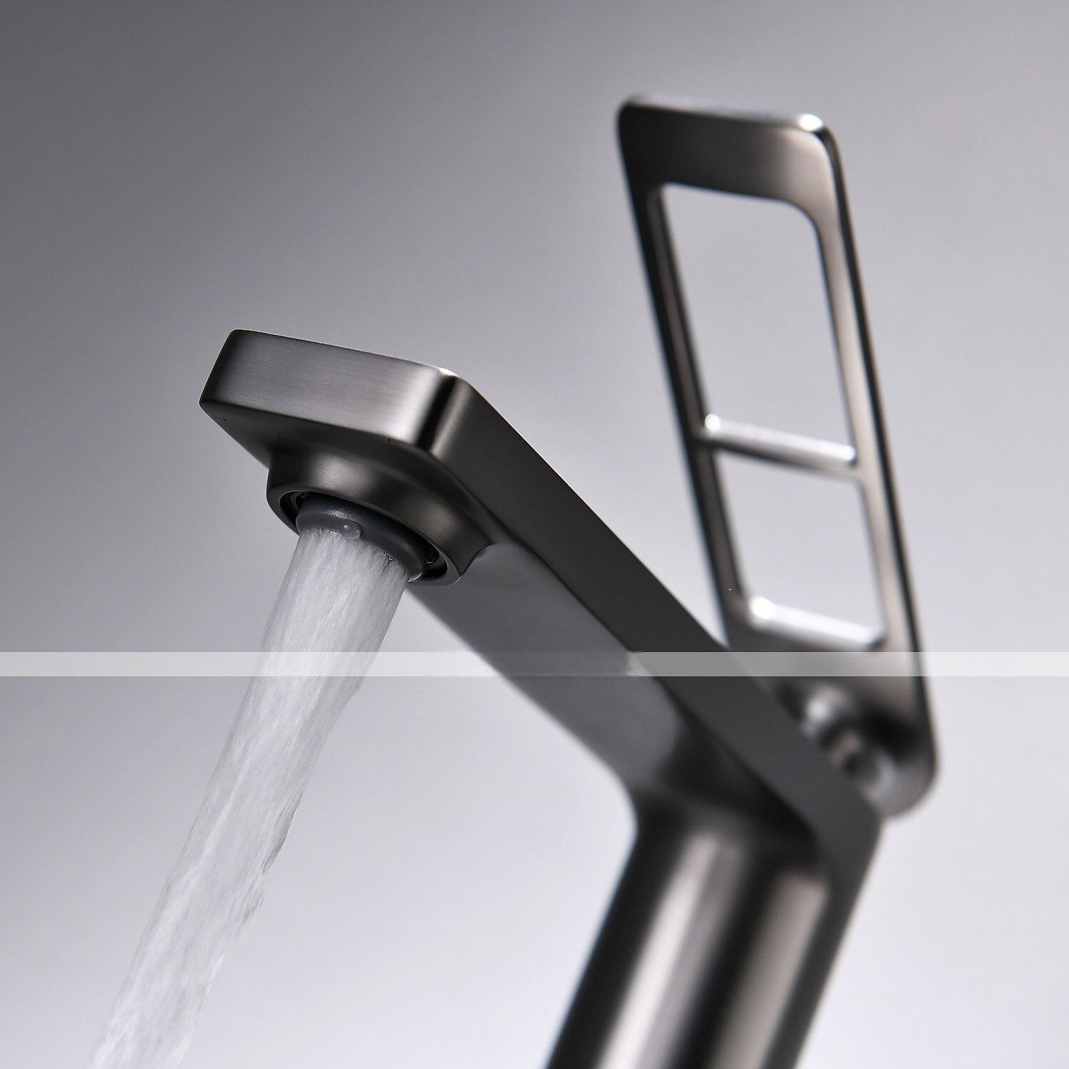 Single Handle Bathroom Faucet, Painted Finishes/Electroplated/Chrome One Hole Centerset, Brass Bathroom Sink Faucet with Hollow Handle 2025 - CAD $143.99 –P14