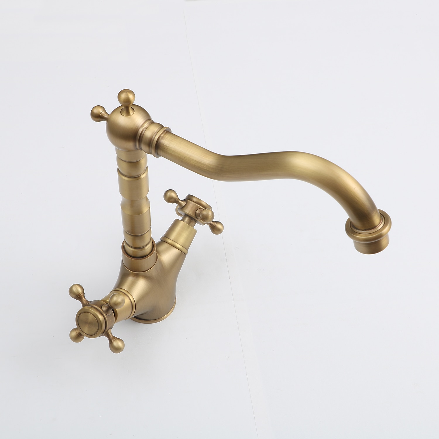 Single Handle Kitchen Faucet Antique Brass One Hole Rotatable Standard Spout/Tall/High Arc Brass Antique/COD Kitchen Faucet with Supply Lines / Adjustable to Cold and Hot Water 2025 - CAD $79.99 –P7