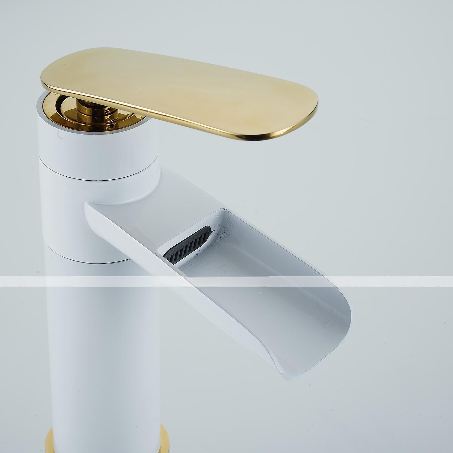 Bathroom Sink Faucet,Rotatable Electroplated Centerset Single Handle One Hole Bath Taps with Hot and Cold Switch 2025 - CAD $95.99 –P7