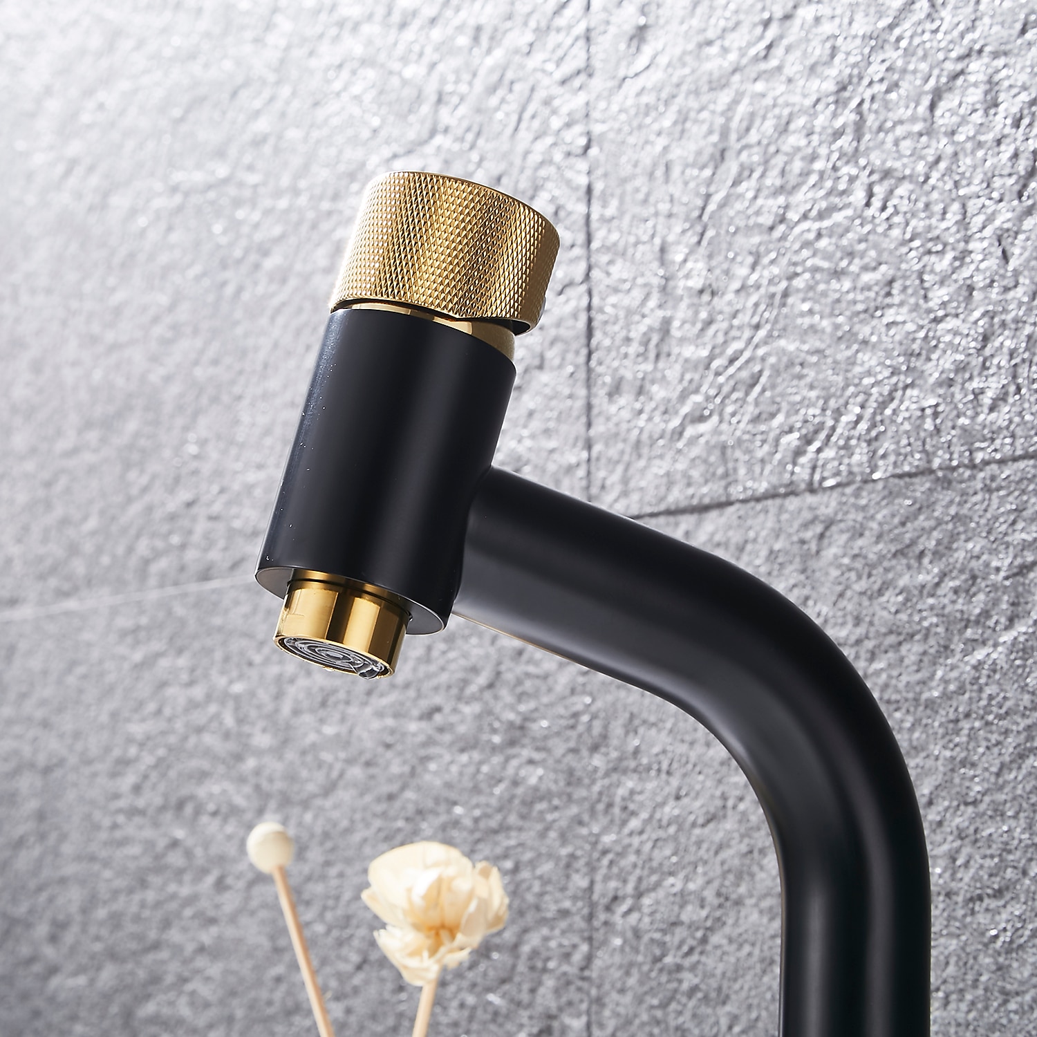 Bathroom Sink Faucet - Waterfall Electroplated Centerset Single Handle One HoleBath Taps / Bathroom Sink Faucet+ Accessories / Vintage / Yes / Brass / Brass 2025 - CAD $79.99 –P20