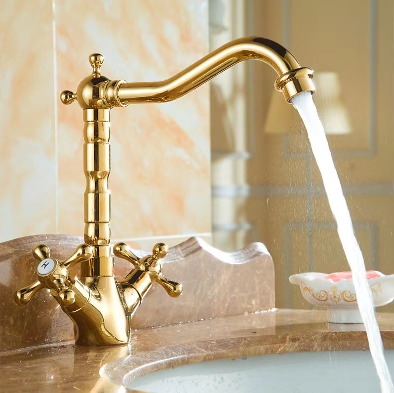 Antique Brass Kitchen Faucet,Two Handles One Hole Standard Spout Deck Mounted Traditional Kitchen Taps with Hot and Cold Switch 2025 - CAD $103.99 –P8