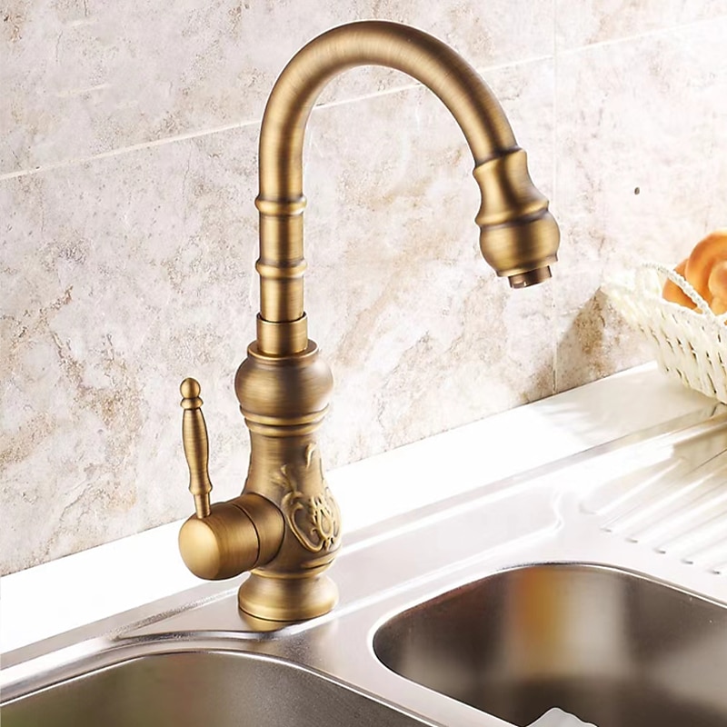 Traditional Kitchen Sink Mixer Faucet Swivel Spout Rotates 360° Retro Style Single Handle Kitchen Taps Deck Mounted One Hole Brass Vintage Water Vessel Taps 2025 - CAD $63.99 –P4