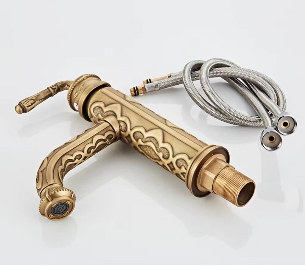 Vintage Bathroom Sink Mixer Faucet, 360 Swivel Spout Retro Monobloc Washroom Basin Taps, Antique Water Tap Single Handle One Hole Deck Mounted with Hot and Cold Hose 2025 - CAD $111.99 –P6