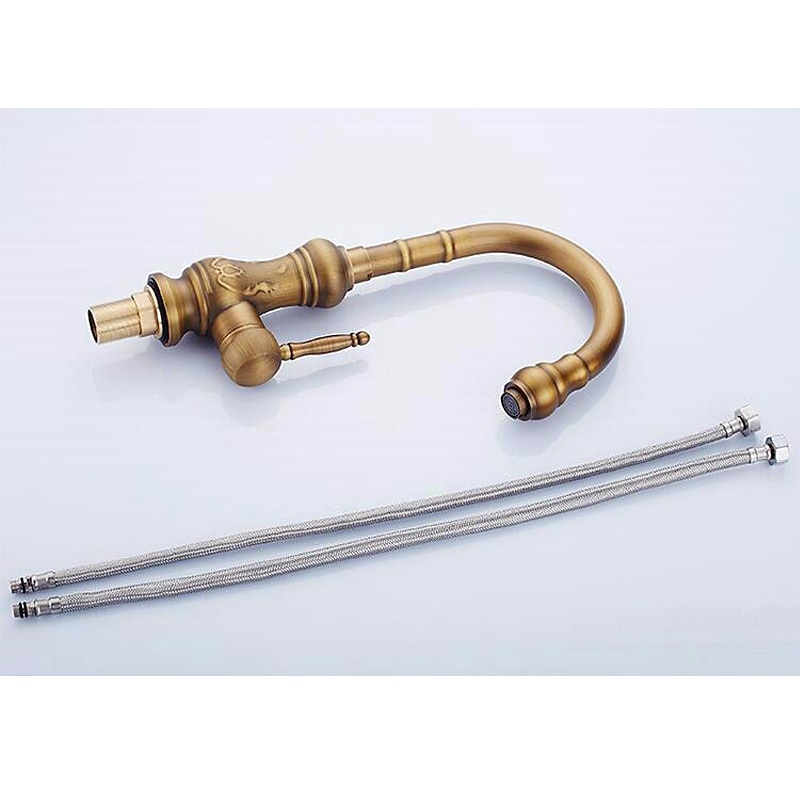 Traditional Kitchen Sink Mixer Faucet Swivel Spout Rotates 360° Retro Style Single Handle Kitchen Taps Deck Mounted One Hole Brass Vintage Water Vessel Taps 2025 - CAD $63.99 –P2