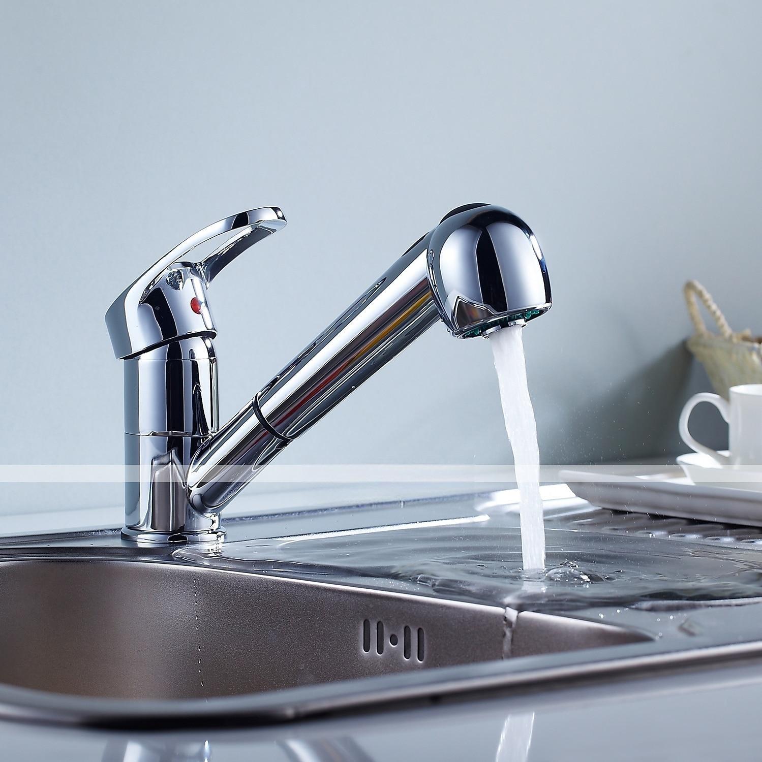Single Handle One Hole Kitchen faucet Chrome Pull-out Centerset Kitchen Taps Solid Brass Commercial Sprayer Kitchen Sink Faucets with Cold and Hot Water 2025 - CAD $95.99 –P2