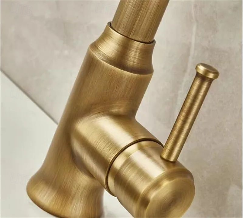 Kitchen faucet - Single Handle One Hole Electroplated Pull-out / Pull-down Centerset Retro Vintage Kitchen Taps 2025 - CAD $131.18 –P8
