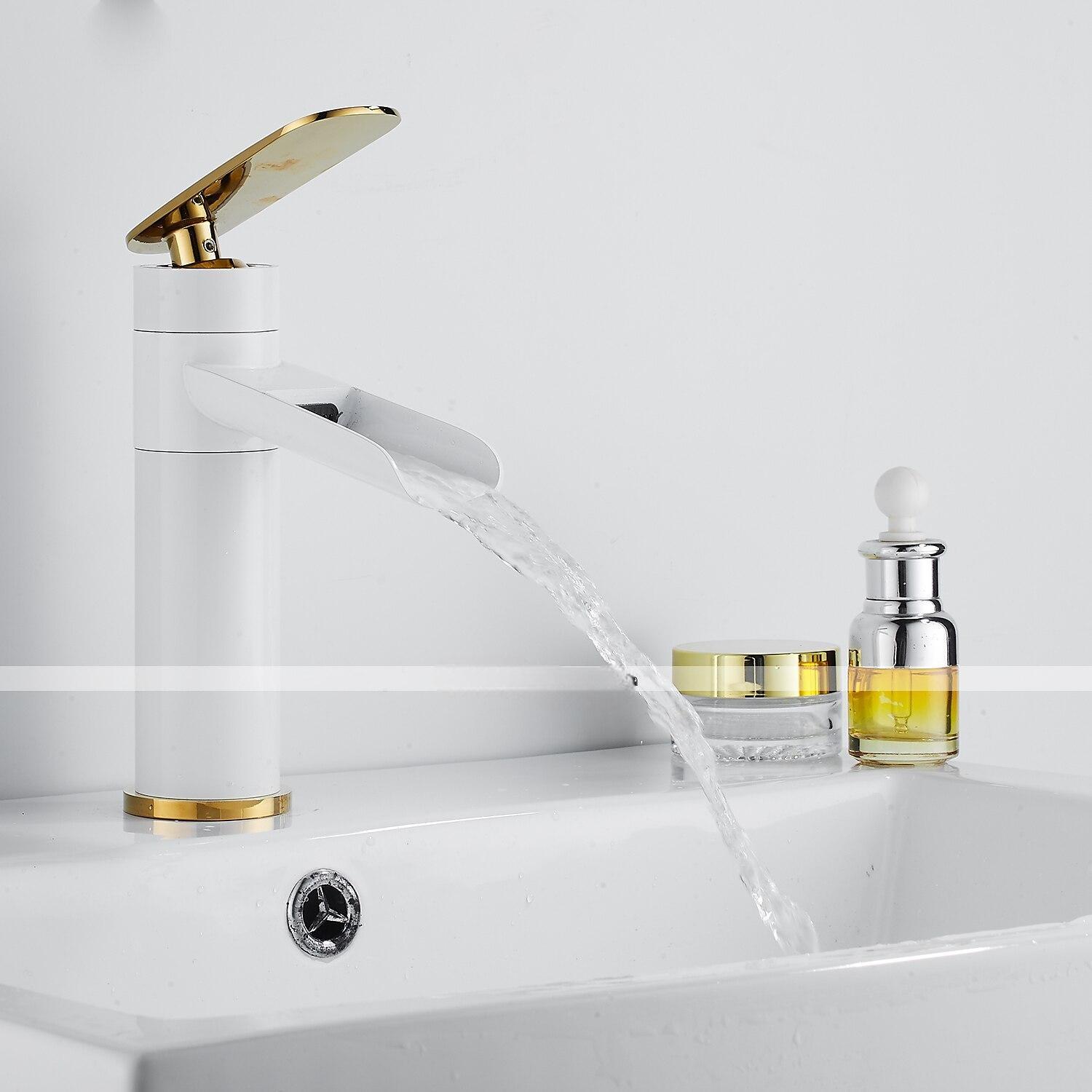 Bathroom Sink Faucet,Rotatable Electroplated Centerset Single Handle One Hole Bath Taps with Hot and Cold Switch 2025 - CAD $95.99 –P5