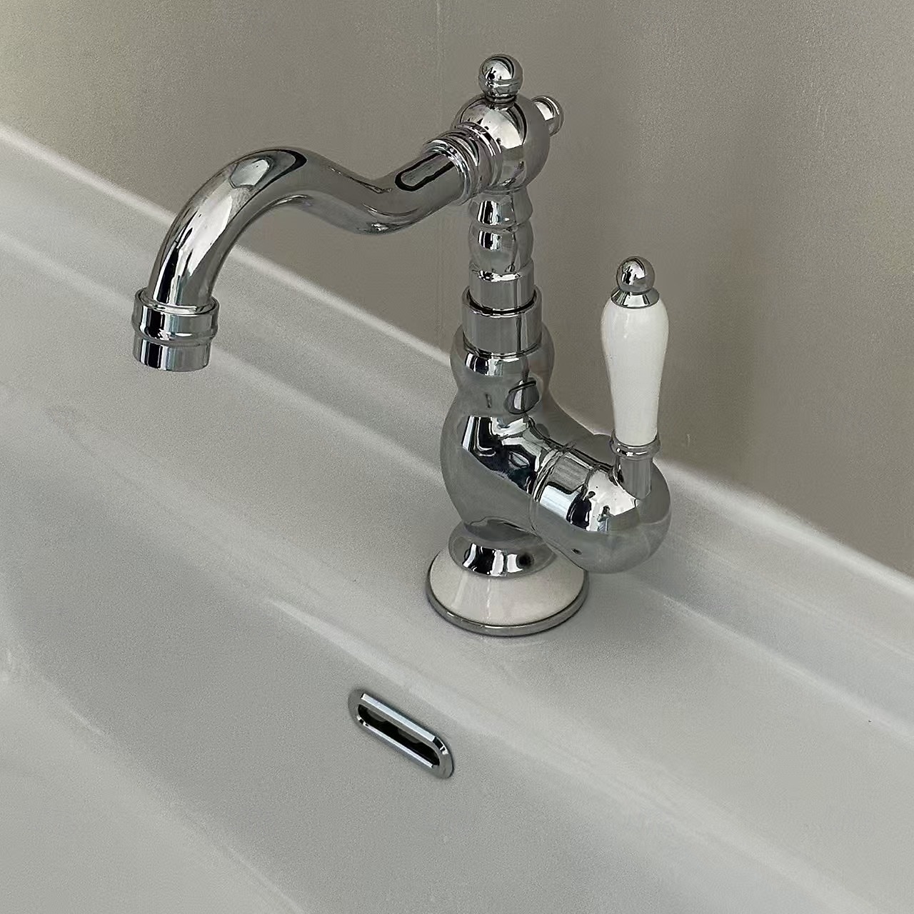 Mono Bathroom Sink Mixer Faucet Brass, Deck Mounted Single Lever Basin Taps Ceramic Handle Tap, One Hole Cold and Hot Hose Vessel Faucets 2025 - CAD $79.99 –P12