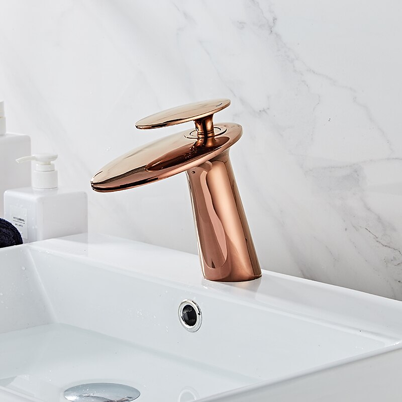 Bathroom Sink Faucet, Brass Waterfall Single Handle One Hole Modern Style Bath Taps with Hot and Cold Water 2025 - CAD $103.99 –P8
