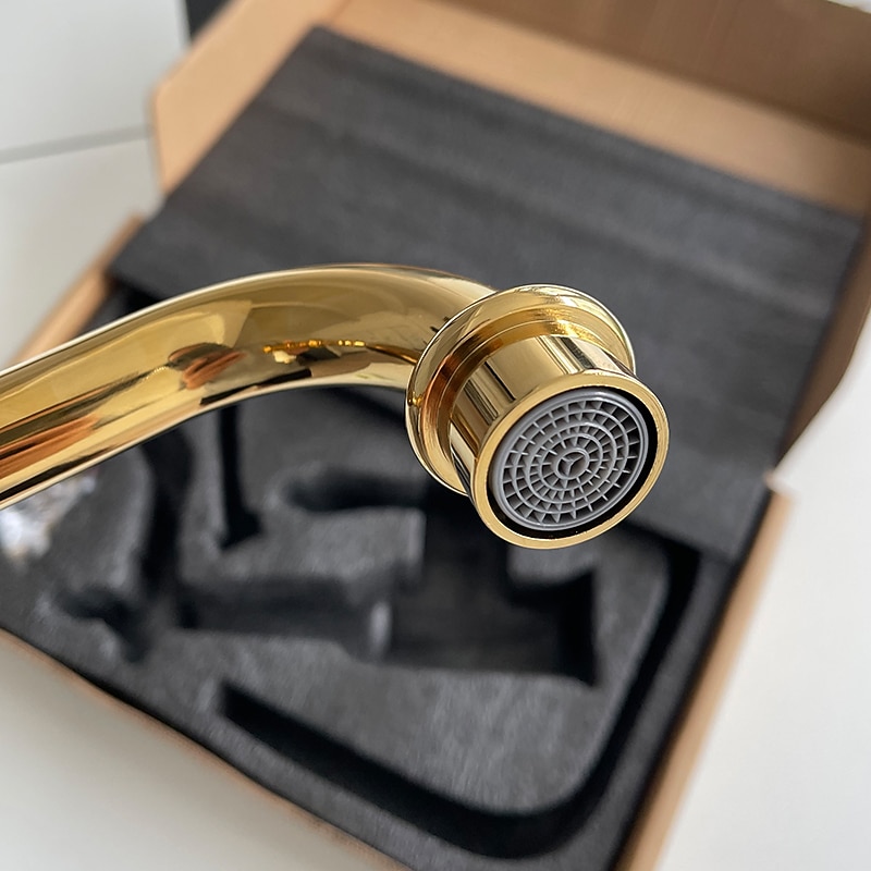 Kitchen faucet - Single Handle One Hole Electroplated Standard Spout Centerset Retro Vintage / Minimalist Kitchen Taps 2025 - CAD $119.99 –P6