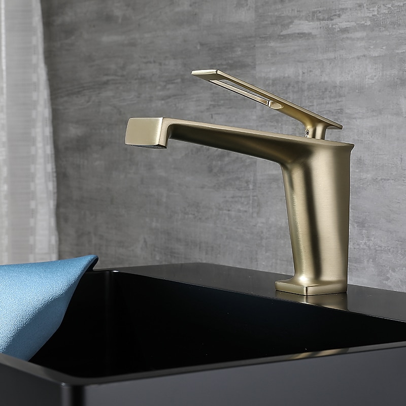 Bathroom Faucet Farmhouse Single Handle Lavatory Basin Vanity Sink Faucet Chrome/Black/Grey/Gold Available 2025 - CAD $143.99 –P13