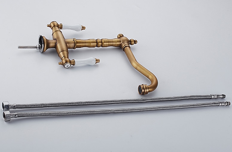 Traditional Kitchen Sink Mixer Faucet Retro Style Vessel Kitchen Taps Dual Handles One Hole Rotatable Chrome/Brass/Nickel Brushed Standard Spout 2025 - CAD $127.99 –P11