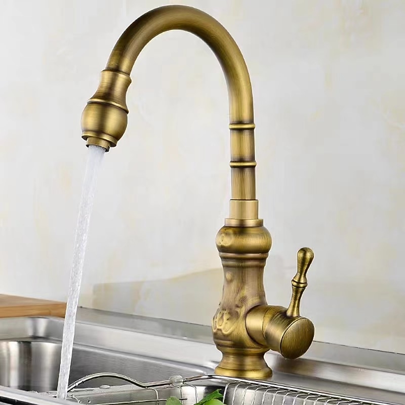 Traditional Kitchen Sink Mixer Faucet Swivel Spout Rotates 360° Retro Style Single Handle Kitchen Taps Deck Mounted One Hole Brass Vintage Water Vessel Taps 2025 - CAD $63.99 –P3