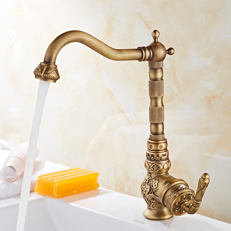 Traditional Kitchen Sink Mixer Faucet Antique Brass Single Handle Taps Standard Spout Deck Mounted Retro Vintage Style Kitchen Tap with Cold and Hot Hose 2025 - CAD $143.99 –P10